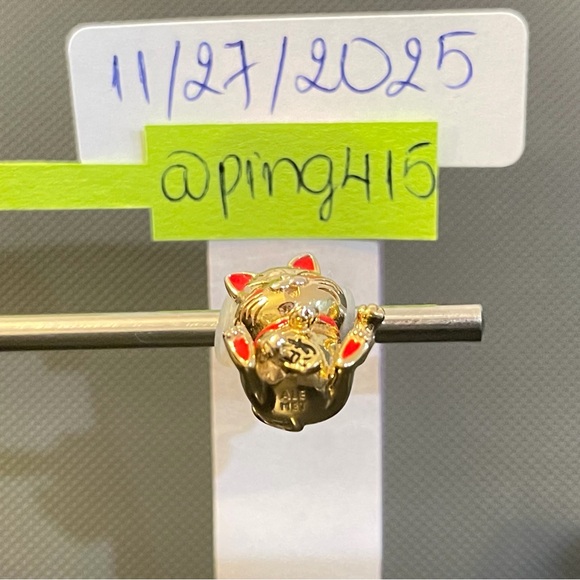 Pandora Cute Fortune Cat Charm - Picture 3 of 14